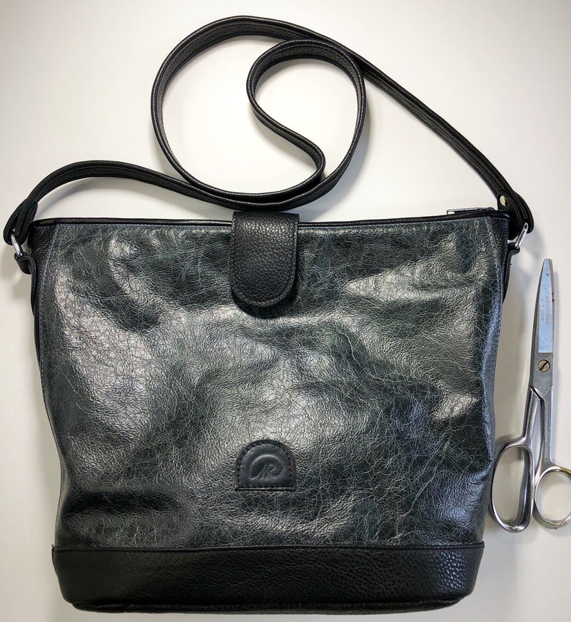 Liza's Shoulder Bag