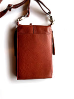 Nash Accordion Phone Pocket